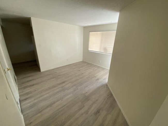 Building Photo - 13515 Copper Ave NE