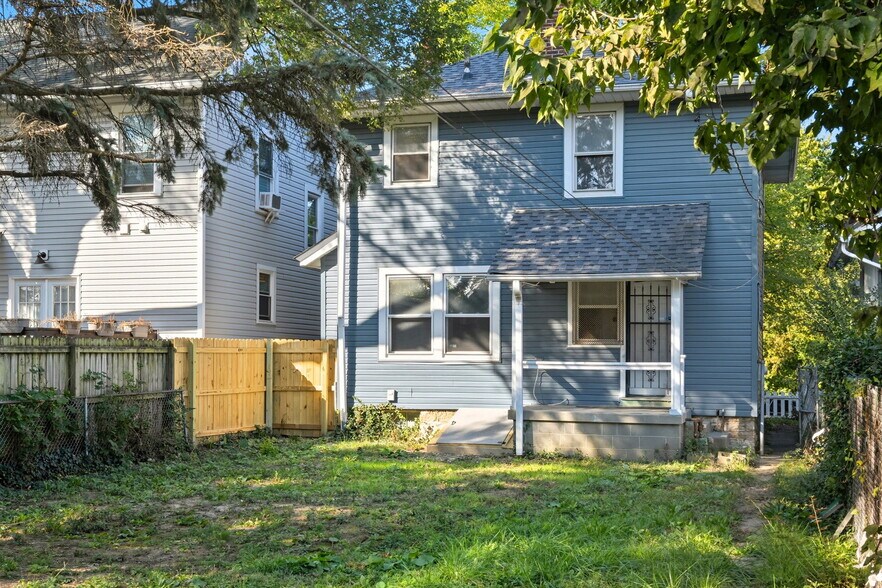 Building Photo - 904 Studer Ave