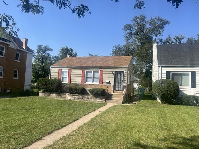 Primary Photo - 2312 Monroe St