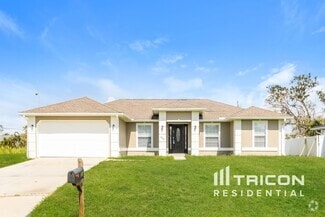 Building Photo - 1240 Fleetwood Dr NW