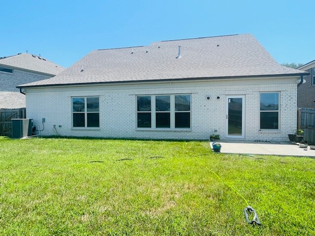 Building Photo - 829 Chalkstone Ln