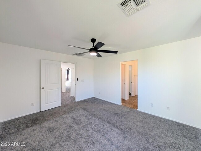 Building Photo - 4726 W Fremont Rd.