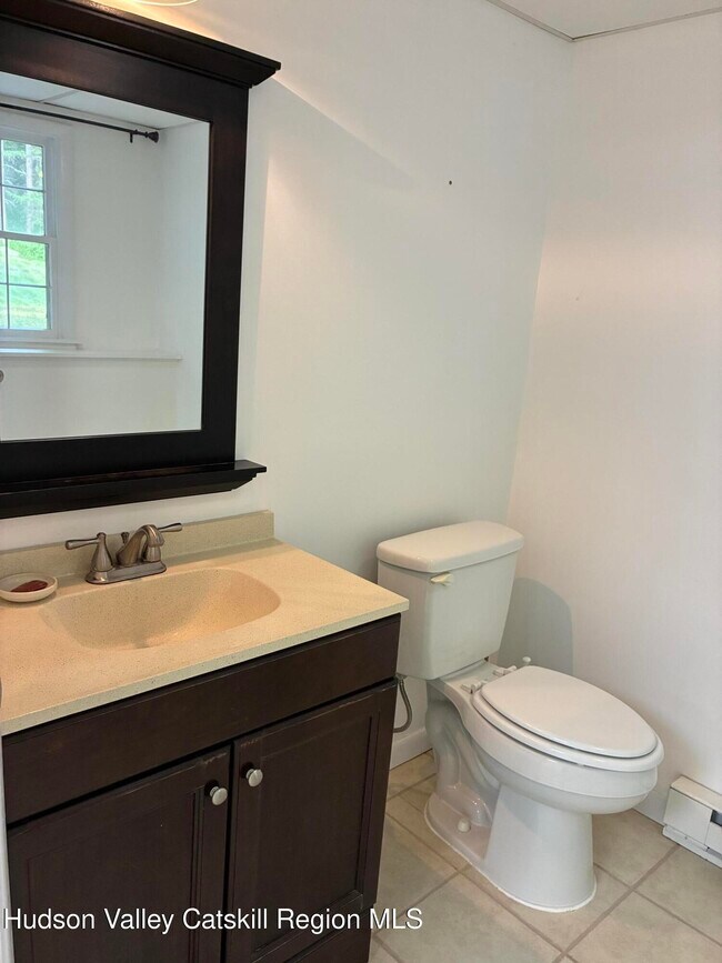 Building Photo - 50 Pleasant View Dr