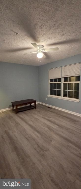 Building Photo - 323 Lindera Ct