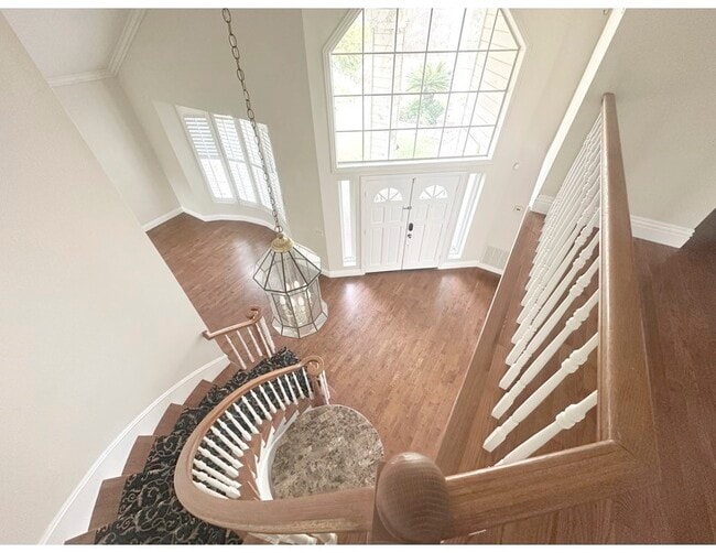 Building Photo - 19852 E Round Hill Ln