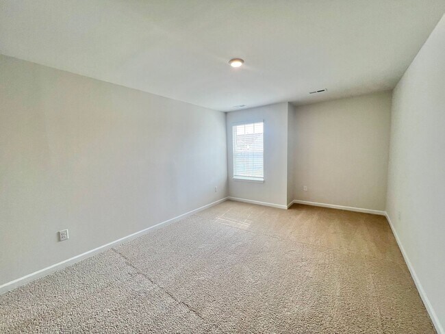 Building Photo - New Construction 4 BD, 2.5BA Fuquay-Varina...