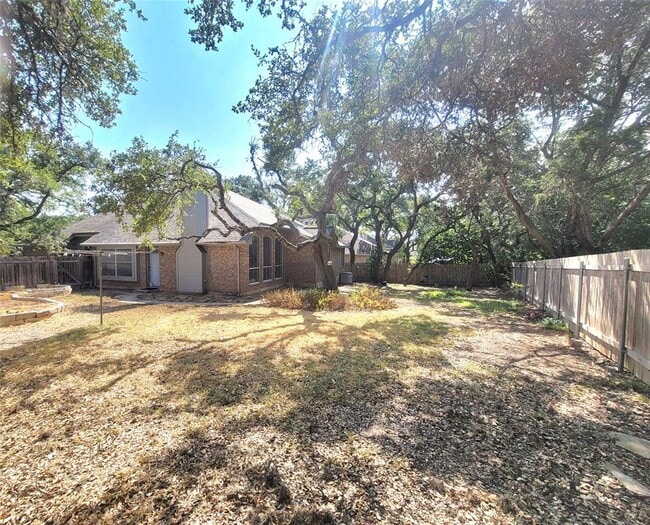 Building Photo - 6405 Dunsmere Ct