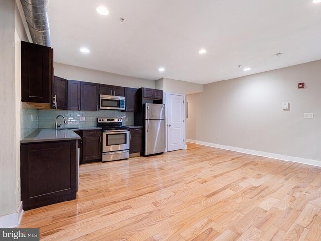 Building Photo - 2700 E Auburn St