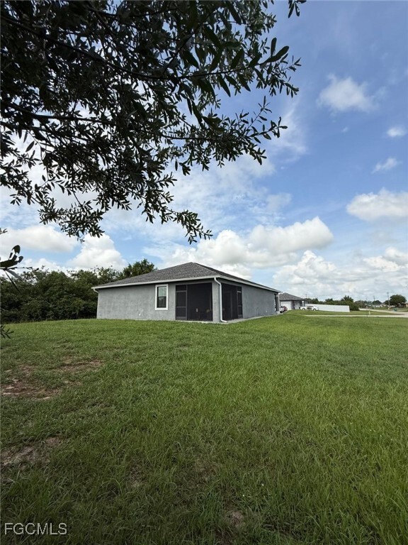 Building Photo - 3030 Iris Cir