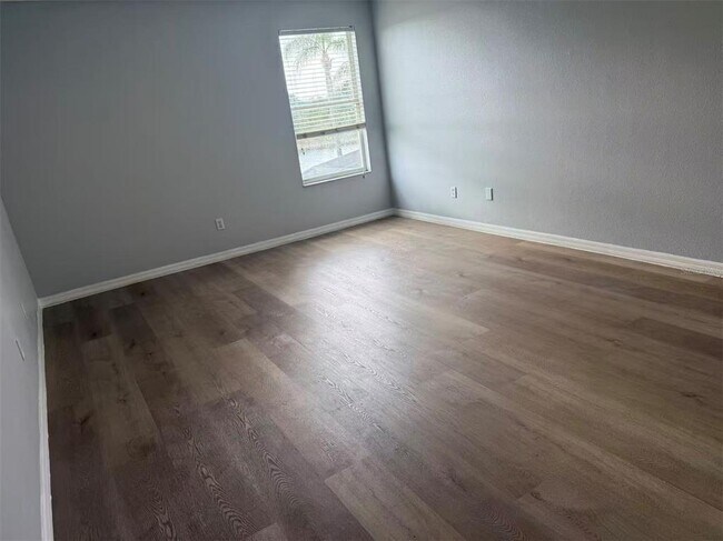Building Photo - 842 Horseshoe Falls Dr
