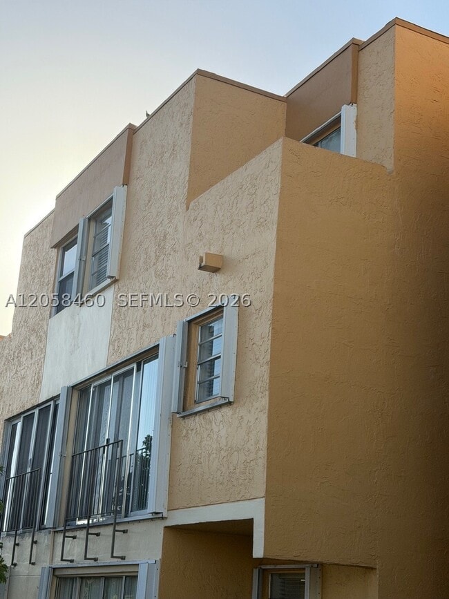 Building Photo - 9300 W Flagler St