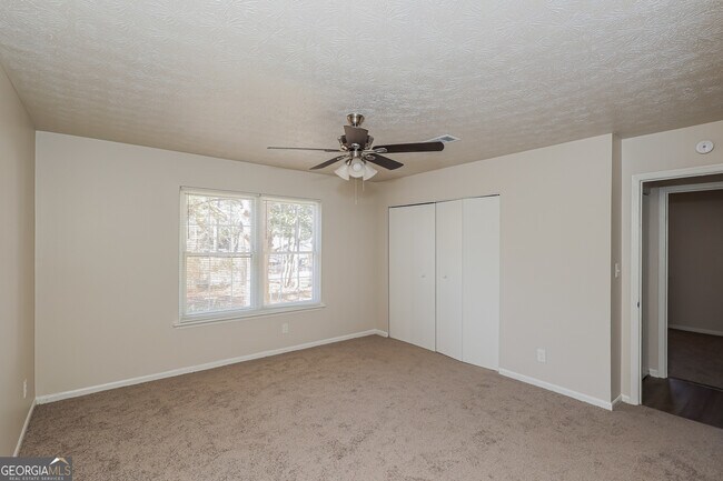 Building Photo - 295 Adena Ln W