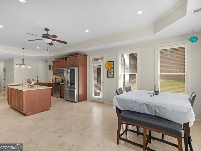 Building Photo - 1695 Whitley Rd