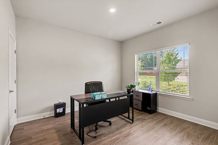 Building Photo - 837 Everleigh Ct
