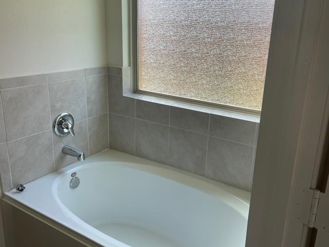 Building Photo - 10125 Gertrudis Lp