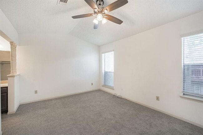 Building Photo - 12500 Brookglade Cir