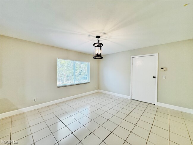 Building Photo - 5015 Lee Blvd