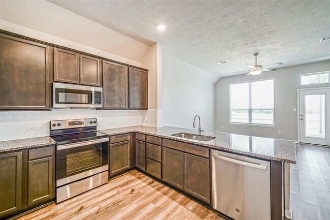 Building Photo - 136 Colby's Way
