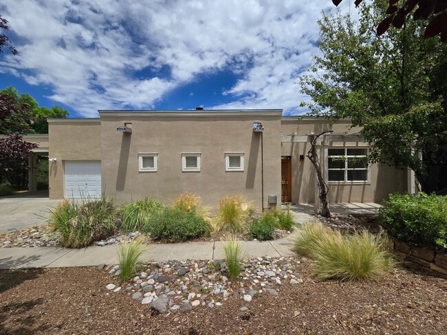 Building Photo - 4167 Big Sky Rd
