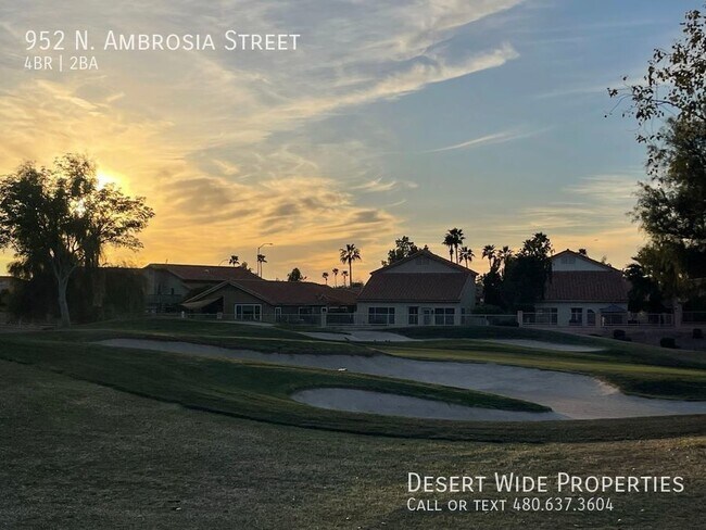 Building Photo - Beautiful 4 Bedroom, 2 Bath on the Golf Co...