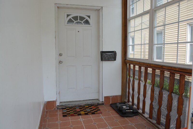 Building Photo - 1406 Neilson St