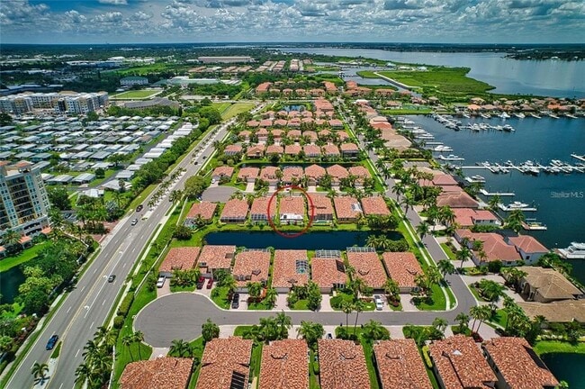 Building Photo - 307 9th Ave E