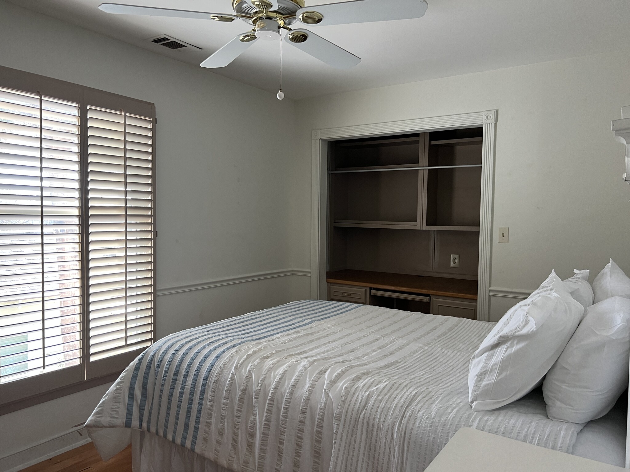 Bedroom 3 with built in office desk Unit B - 301 Butler Ave