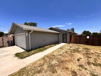 Building Photo - 546 N Gertrude Ave