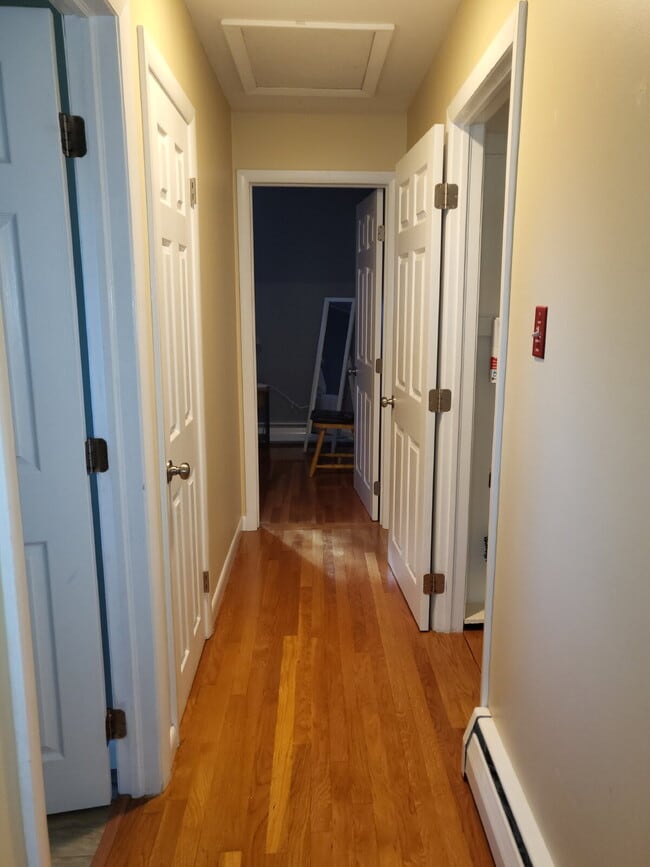 Building Photo - Fully Furnished Fairfax Street Home with O...