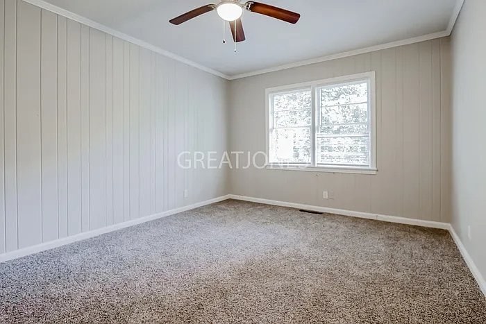 Building Photo - 717 Ridgecrest Rd