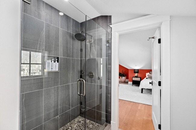 Building Photo - 67 Border St