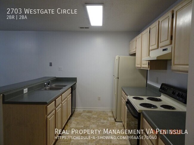 Building Photo - 2703 Westgate Cir