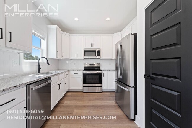 Building Photo - Luxury Modern Home with Covered Deck & Bonus Room - Enjoy Your First Month FREE with a 13-Month L...