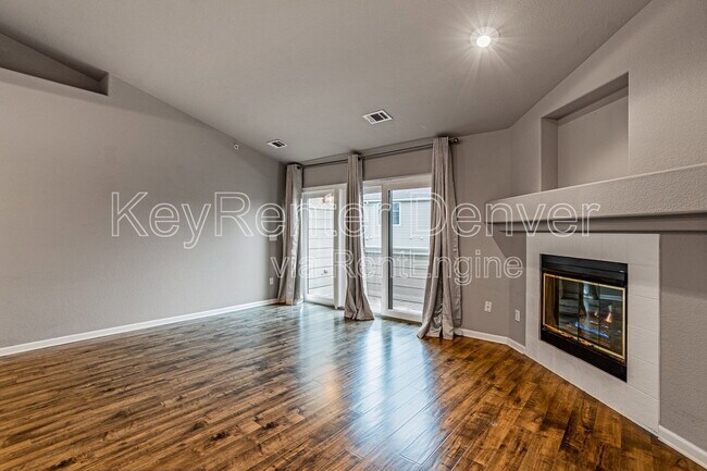 Building Photo - 7388 S Alkire St