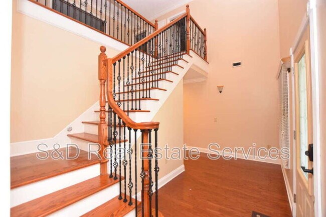 Building Photo - 4745 Highlands Pl Cir