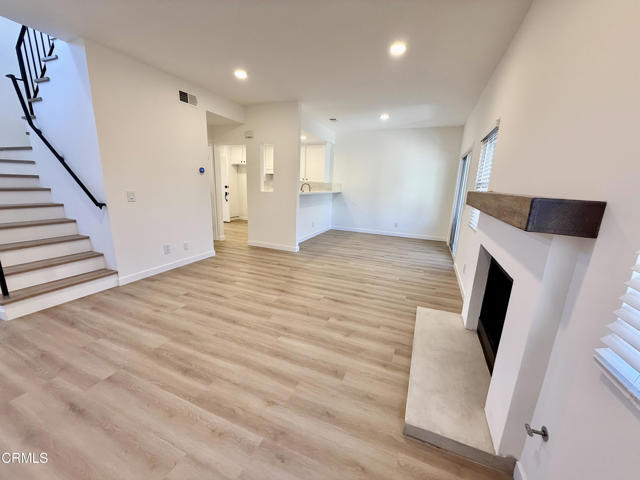 Building Photo - 2439 Chippewa Ln