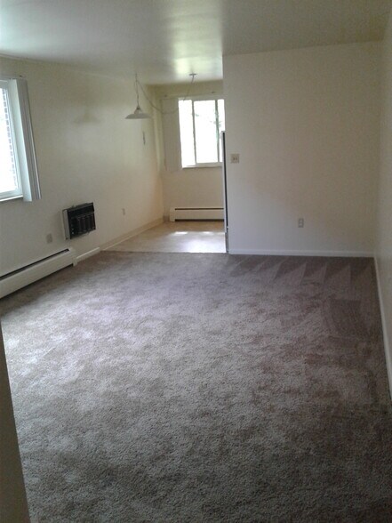 Primary Photo - 2511 S University Blvd