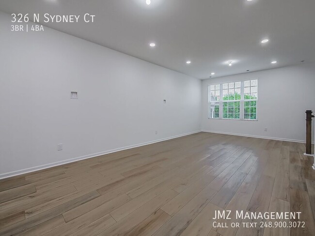 Building Photo - 326 N Sydney Ct