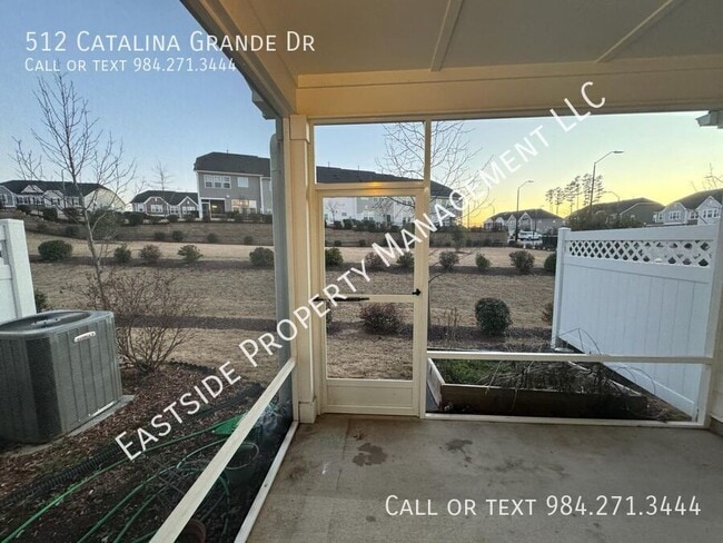 Building Photo - 512 Catalina Grande Dr