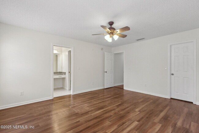 Building Photo - 616 Fallen Timbers Dr