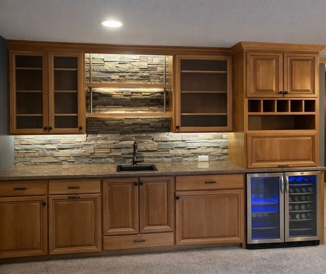 Building Photo - 2489 Schneider Ct