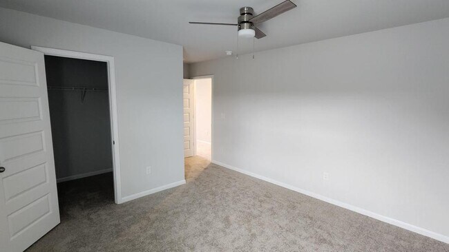 Building Photo - 1055 Sentinel Ct