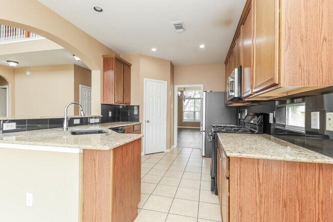 Building Photo - 17907 Calico Glen Ln