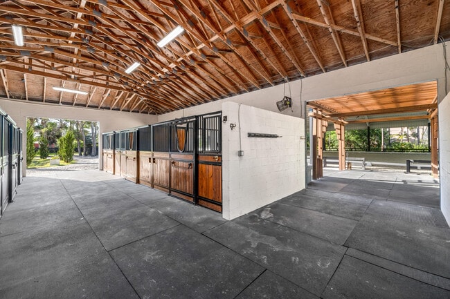 Building Photo - 15161 Collecting Canal Rd