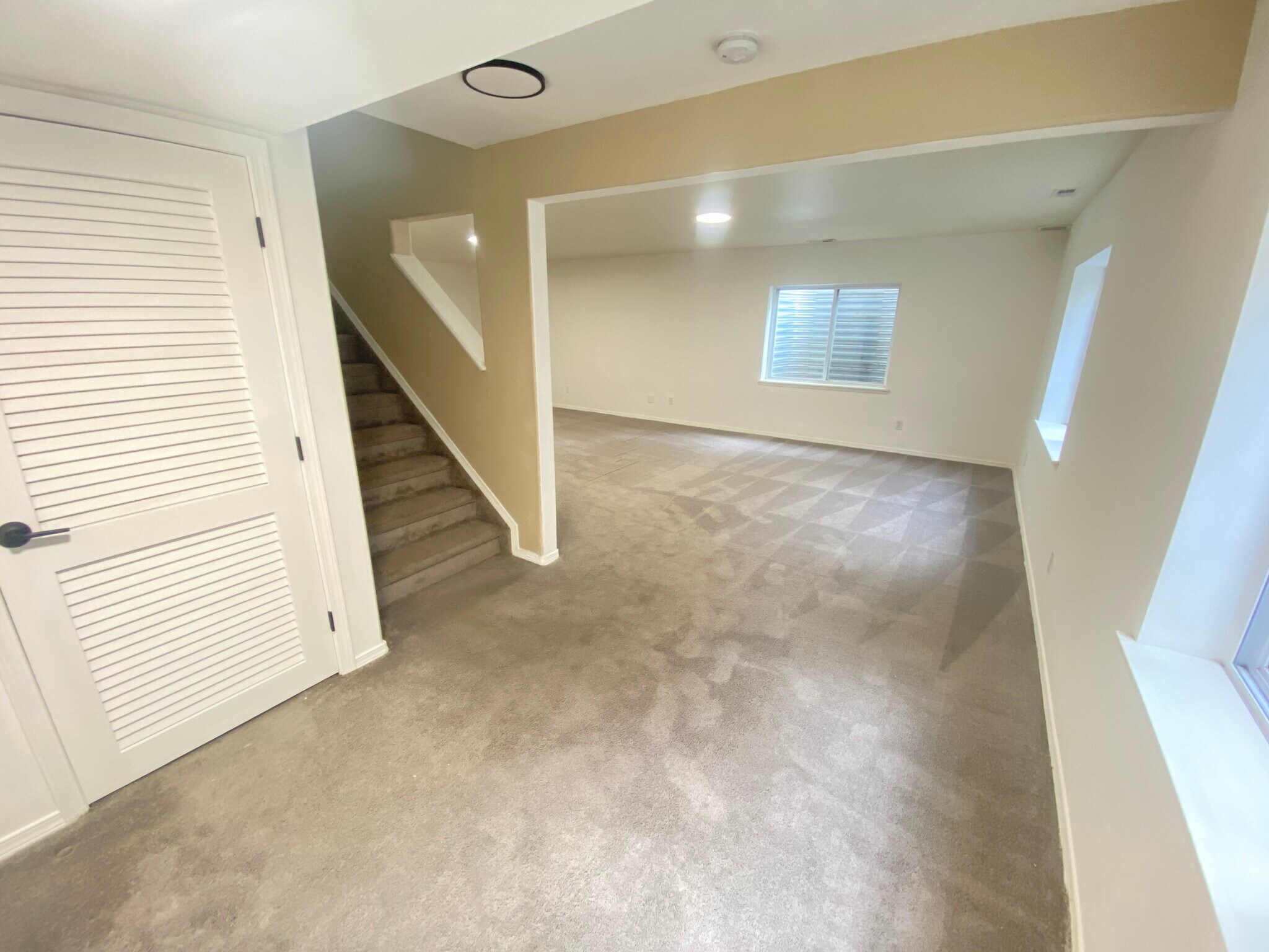 Building Photo - 1223 Gumwood Dr