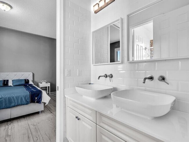 Building Photo - 3192 NW 84th Terrace