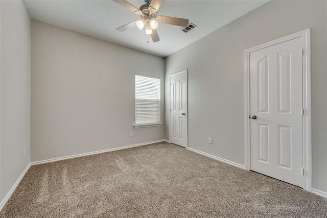 Building Photo - 5832 Center Ridge Dr