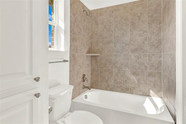 Building Photo - 6925 Mercy Rd