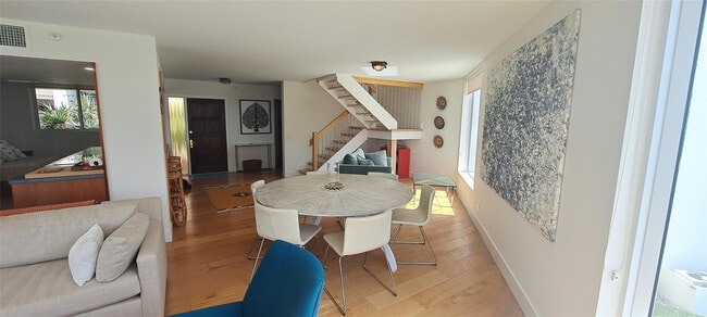 Building Photo - 2565 S Ocean Blvd