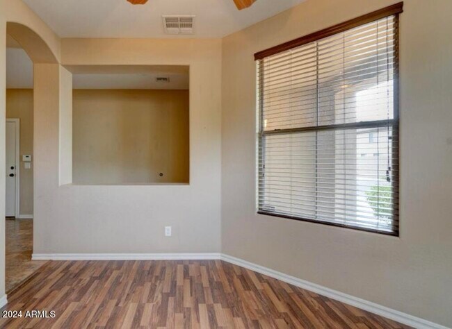 Building Photo - 15339 N 145th Ave